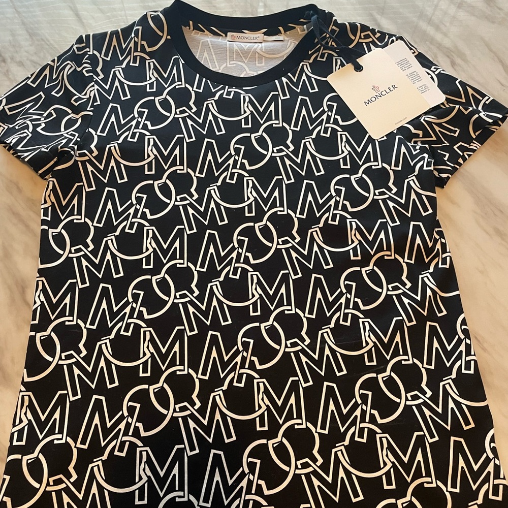 Woman’s Moncler Girocollo T-shirt